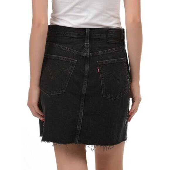 Levi's High-Rise Studded Denim Skirt Size 25 - Picture 3 of 9